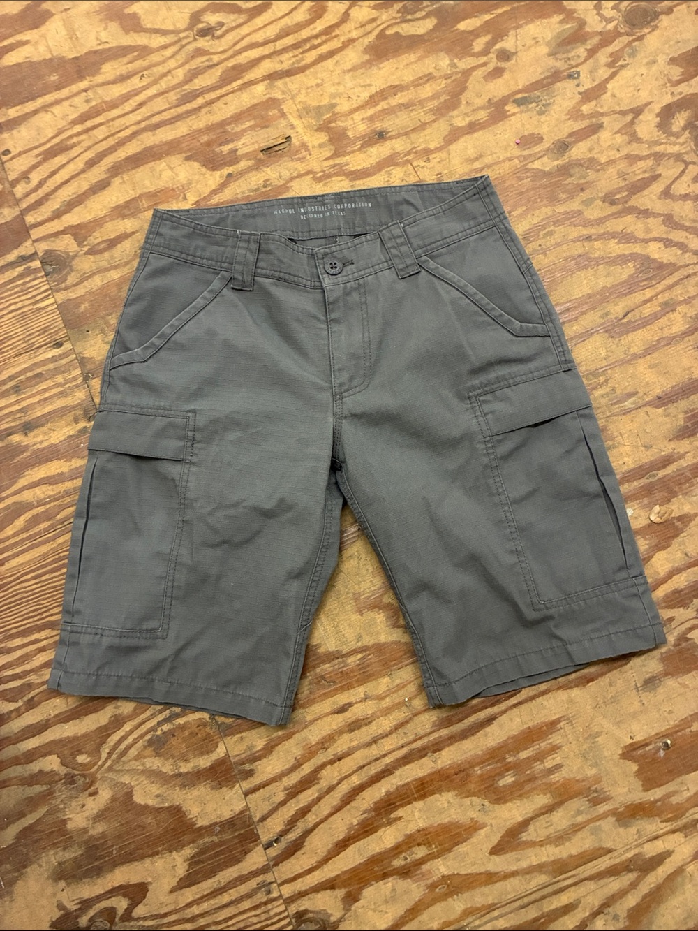 MAGPUL MAG 737 Utility Cargo Shorts, Mens 30, Color Gray Charcoal